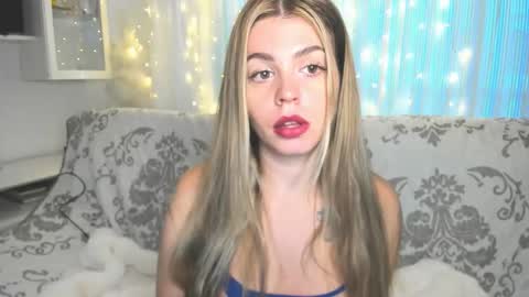 Lolitalolz online show from 01-08-26, 04:42