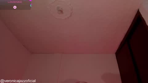 Vero 3 online show from 01-26-25, 02:52