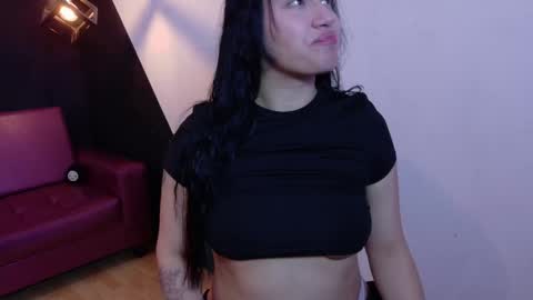   online show from 12-19-25, 12:23