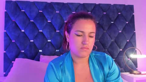 Veronica Olson online show from 01-07-25, 06:24