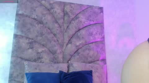 Veronica Olson online show from 01-18-25, 03:53