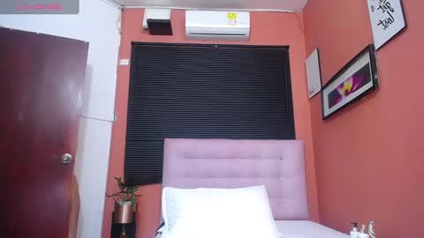 Veronica online show from 02-28-25, 12:31