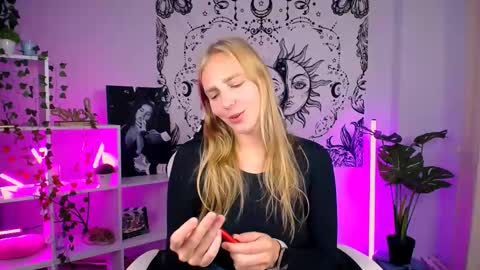 VERONICA online show from 09-13-25, 10:04