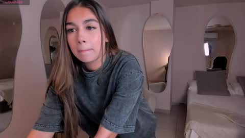 Vero  online show from 03-23-26, 11:25