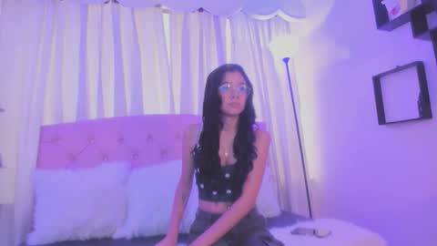 Veronica online show from 05-27-26, 02:58