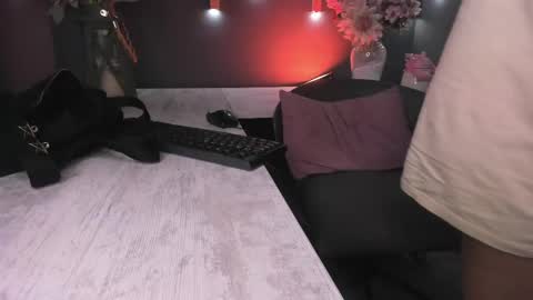 Snapshot of veronicafalcon chatting on 06-04-26, 06:36 Veronica online show from 06-04-26, 06:36