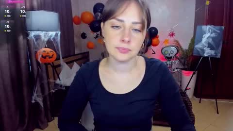 Veronica online show from 10-29-25, 04:59