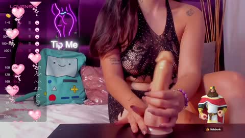 Veronica Gills online show from 01-14-25, 02:22