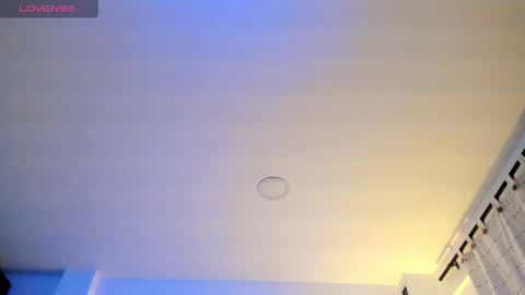 Snapshot of veronicagilss chatting on 04-16-26, 01:06 Veronica Gills online show from 04-16-26, 01:06
