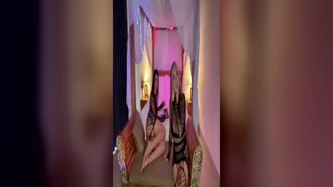Snapshot of veronicajo66 chatting on 06-21-26, 04:59 veronicajo66 online show from 06-21-26, 04:59