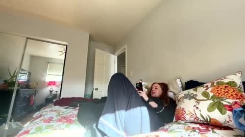 Veronica Lake online show from 10-23-25, 08:29