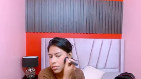 Veronica Robles online show from 06-12-26, 07:02