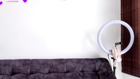 Snapshot of veronicatonu chatting on 09-14-25, 02:38 VeronicaTonu online show from 09-14-25, 02:38