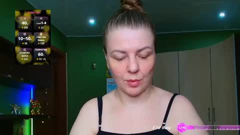 Snapshot of veronikawgold chatting on 07-16-26, 02:17 VeronikawGold online show from 07-16-26, 02:17