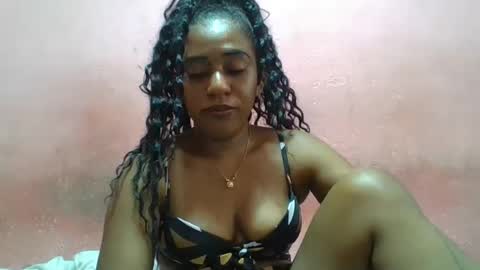 Snapshot of verronique1511 chatting on 02-01-25, 10:48 verronique1511 online show from 02-01-25, 10:48