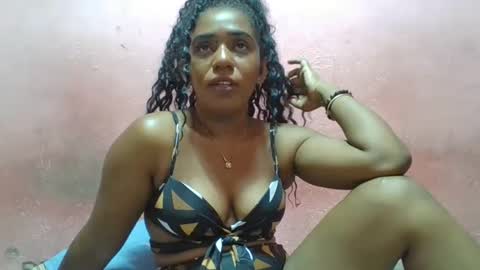Snapshot of verronique1511 chatting on 02-01-25, 04:54 verronique1511 online show from 02-01-25, 04:54