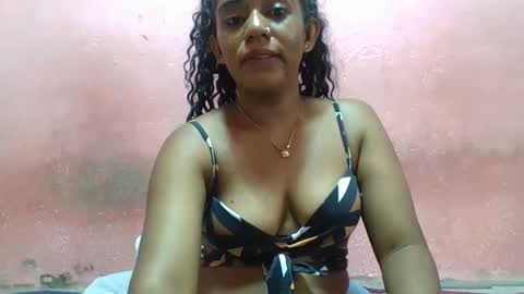 Snapshot of verronique1511 chatting on 02-02-25, 07:30 verronique1511 online show from 02-02-25, 07:30