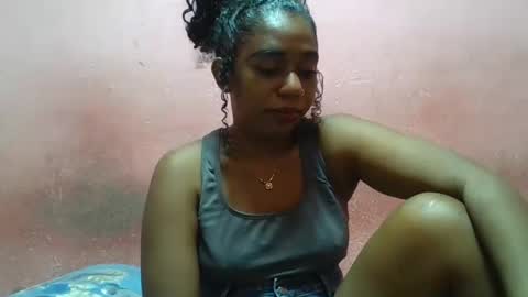 Snapshot of verronique1511 chatting on 02-04-25, 01:02 verronique1511 online show from 02-04-25, 01:02