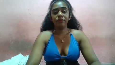 Snapshot of verronique1511 chatting on 02-05-25, 08:32 verronique1511 online show from 02-05-25, 08:32