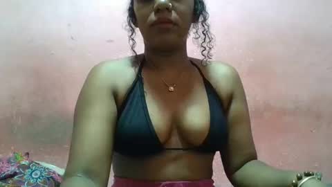 Snapshot of verronique1511 chatting on 02-07-25, 02:26 verronique1511 online show from 02-07-25, 02:26