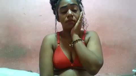 Snapshot of verronique1511 chatting on 02-09-25, 04:14 verronique1511 online show from 02-09-25, 04:14