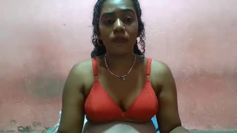 Snapshot of verronique1511 chatting on 02-09-25, 05:01 verronique1511 online show from 02-09-25, 05:01