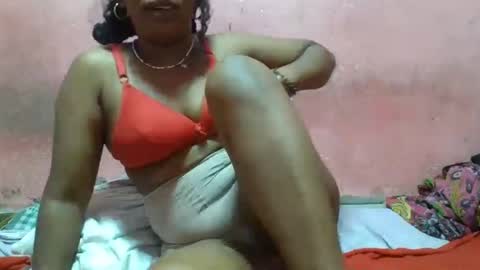 Snapshot of verronique1511 chatting on 02-09-25, 11:04 verronique1511 online show from 02-09-25, 11:04