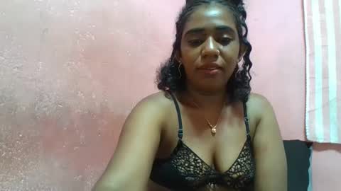 Snapshot of verronique1511 chatting on 02-16-25, 03:15 verronique1511 online show from 02-16-25, 03:15