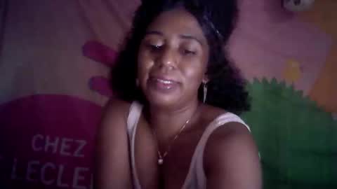 Snapshot of verronique1511 chatting on 09-15-25, 06:52 verronique1511 online show from 09-15-25, 06:52