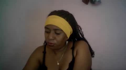 verronique1511 online show from 09-28-25, 05:46