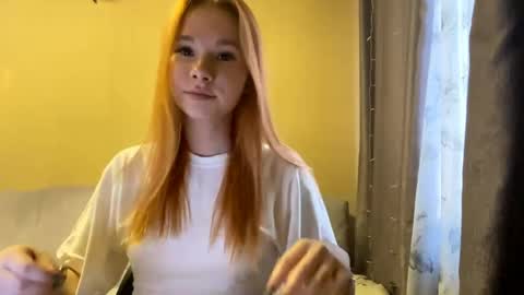 Snapshot of vertiegartrell chatting on 06-03-26, 01:36 Lina online show from 06-03-26, 01:36