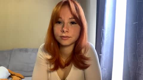 Lina online show from 07-16-26, 01:44