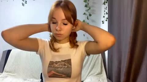 Lina online show from 08-01-26, 01:38