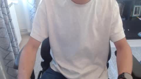 Snapshot of verto159753 chatting on 10-22-25, 08:47 verto159753 online show from 10-22-25, 08:47