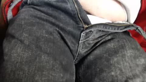 Erik online show from 02-08-25, 12:17