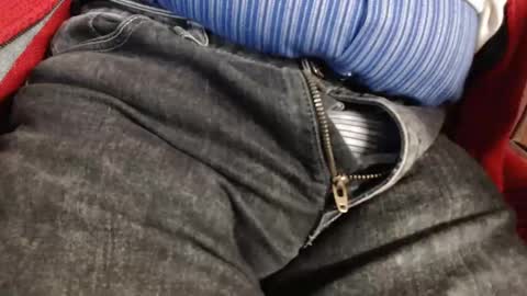 Erik online show from 02-09-25, 05:33