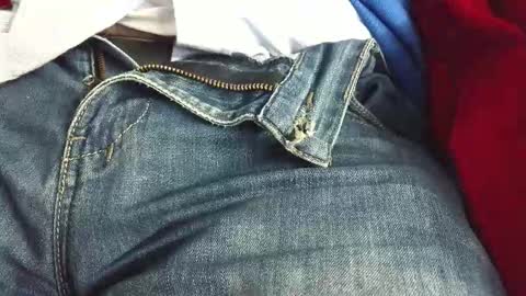 Erik online show from 11-19-25, 06:24