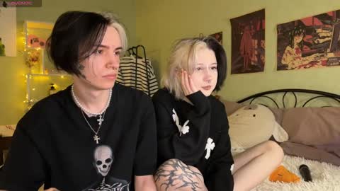 veryraretwins online show from 10-08-25, 07:55