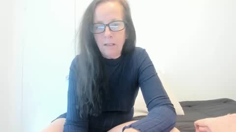 verysassypeachgoddess online show from 05-02-26, 12:10