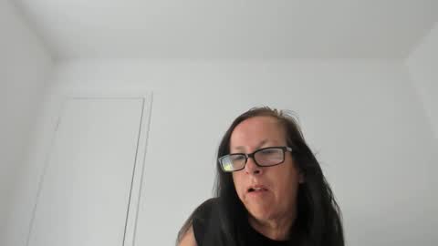 verysassypeachgoddess online show from 05-03-26, 01:17