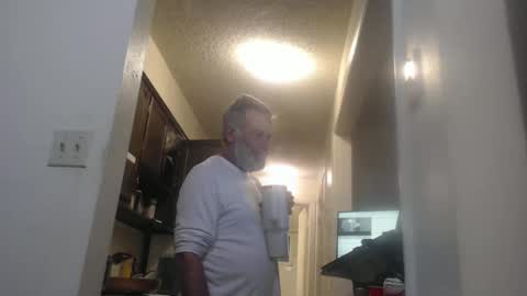 hairy man online show from 01-04-25, 12:59