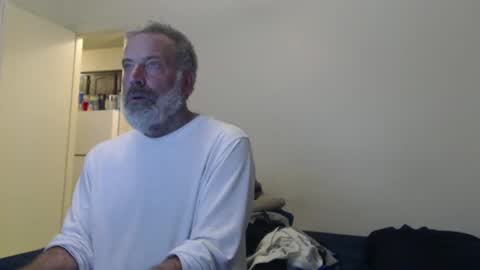 hairy man online show from 02-16-25, 12:52