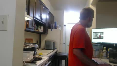 hairy man online show from 09-20-25, 08:54