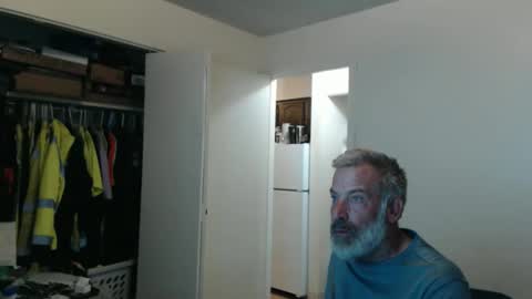 hairy man online show from 10-18-25, 12:13