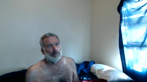 Snapshot of veryveryhairmanindenver chatting on 06-27-26, 12:04 hairy man online show from 06-27-26, 12:04