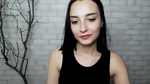 Snapshot of veryveryshygirl chatting on 01-13-25, 01:13 Ana online show from 01-13-25, 01:13