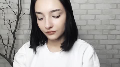 Snapshot of veryveryshygirl chatting on 01-21-25, 10:19 Ana online show from 01-21-25, 10:19