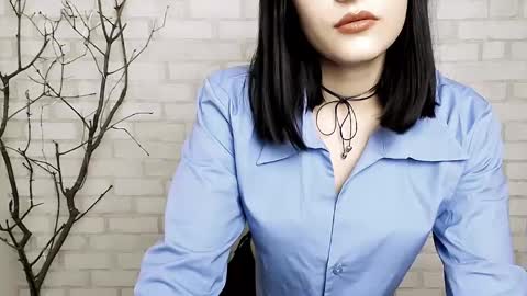 Snapshot of veryveryshygirl chatting on 03-11-25, 12:06 Ana online show from 03-11-25, 12:06