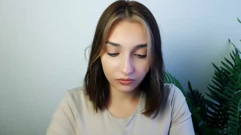 Ana online show from 10-08-25, 01:09