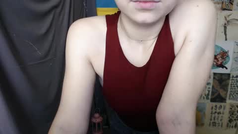 Snapshot of veryveryvery_shy chatting on 12-17-24, 09:50 veryveryvery_shy online show from 12-17-24, 09:50